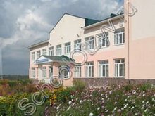 Школа п. Тавричанка