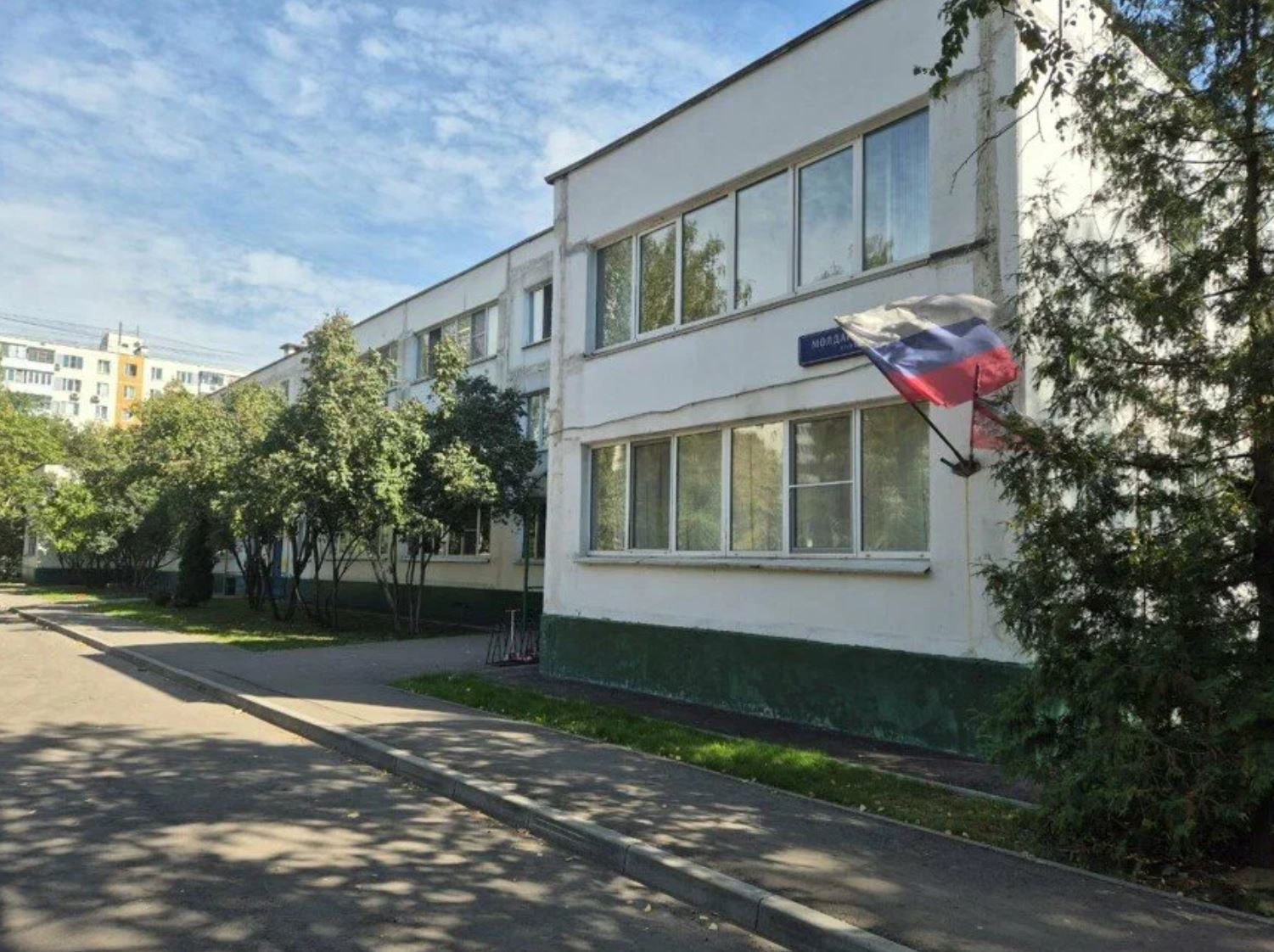 ГБОУ Школа № 1512 им. Алии Молдагуловой (корпус)