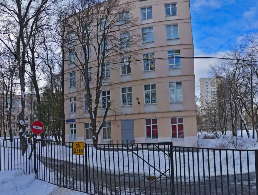 Беловежская улица, дом 67, строение 2 — ГБОУ Школа № 384